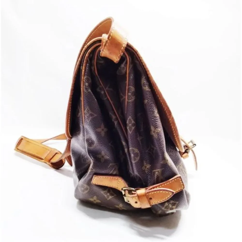 Vintage Louis Vuitton Saumur 35 Crossbody Bag - Entrupy Certified with dust bag